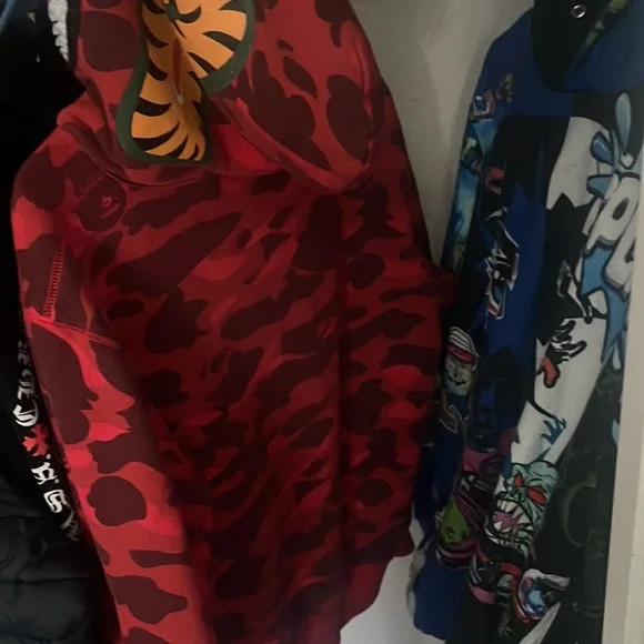 Red bape jacket Great condition worn once. - Picture 4 of 6